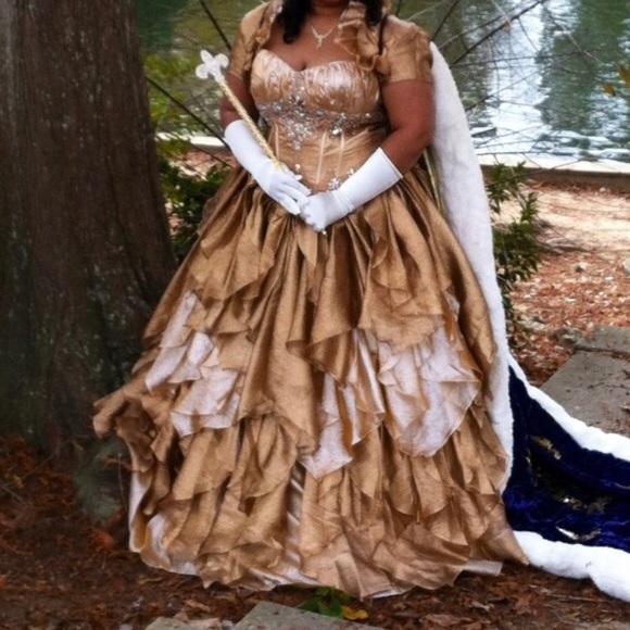 Mardi Gras Queen/Prom Dress - Picture 5 of 5